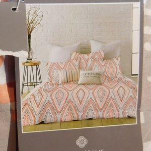 Levtex Home Coral Gray Standard Size 20 X 26 Sham